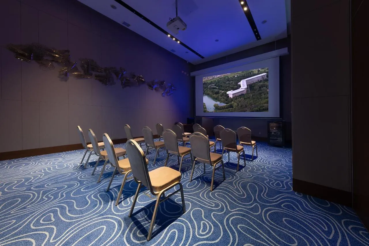 Swissotel Wellness Resort Alatau אלמטי
