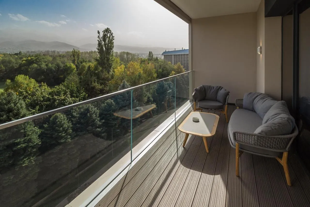 Swissotel Wellness Resort Alatau אלמטי 5*,