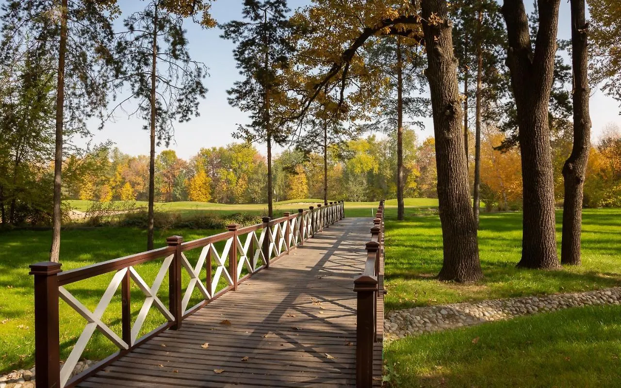 Szálloda Swissotel Wellness Resort Alatau Almati