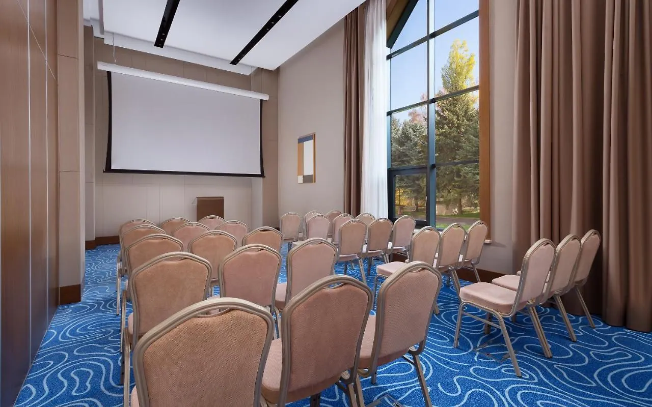 Swissotel Wellness Resort Alatau אלמטי מלון